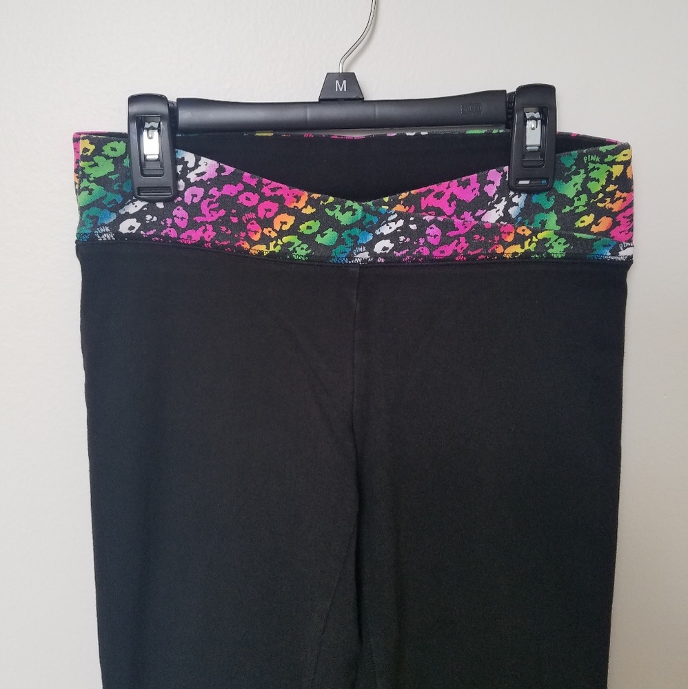 Vs rainbow leopard cropped yoga pants